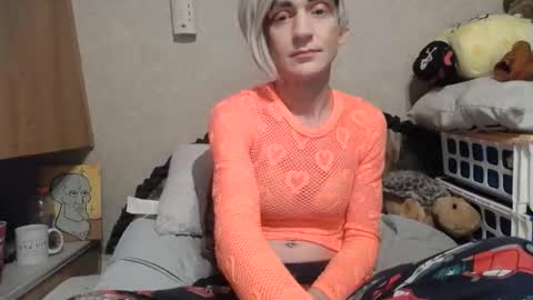 Snapshot of alishaluv chatting on 05/03/26, 01:22 Alisha online show from 05/03/26, 01:22