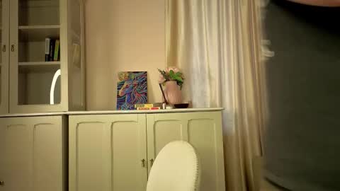 Alisia online show from 02/11/26, 06:40