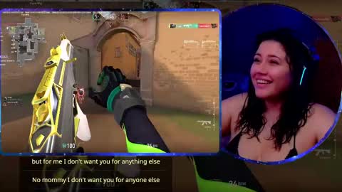 Snapshot of alison_gamer chatting on 05/09/26, 04:23 Alison online show from 05/09/26, 04:23