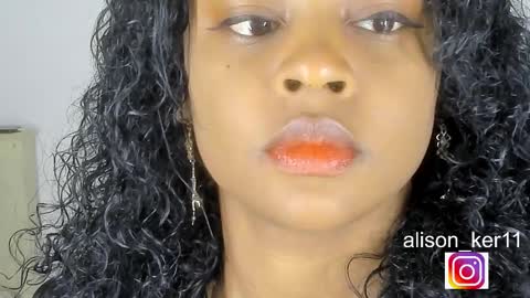 Sofias house online show from 12/19/25, 09:38