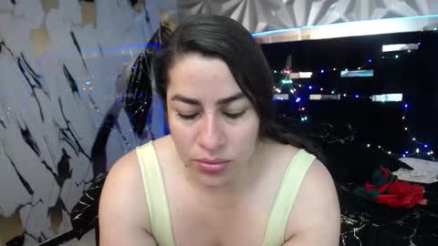 alison_marr online show from 12/22/25, 06:49