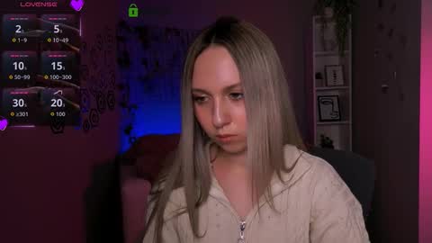 Snapshot of alison_purr chatting on 02/25/26, 10:41 alison_purr online show from 02/25/26, 10:41