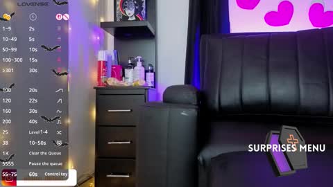 alison_wynter online show from 02/15/26, 07:51