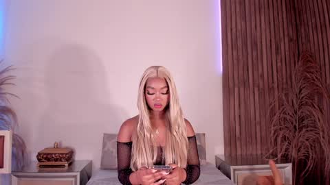 Alison Moon  online show from 02/04/25, 10:32