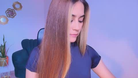 Snapshot of aliss_es chatting on 04/21/26, 04:34 ALISS online show from 04/21/26, 04:34