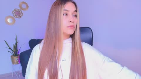 Snapshot of aliss_es chatting on 05/13/26, 06:49 ALISS online show from 05/13/26, 06:49