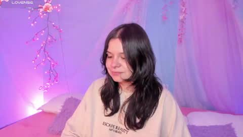 Snapshot of alissa_cute1 chatting on 07/24/26, 01:58 Mia online show from 07/24/26, 01:58