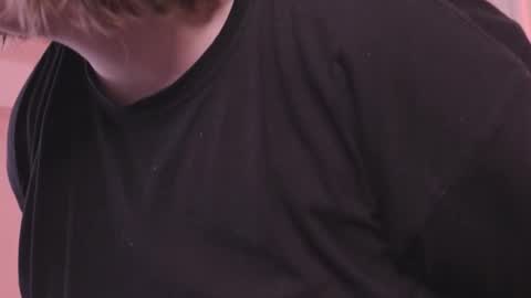 Snapshot of alissa_styles chatting on 11/05/25, 01:00 Alissa online show from 11/05/25, 01:00