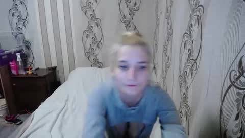 alissaclentx online show from 12/04/25, 10:40