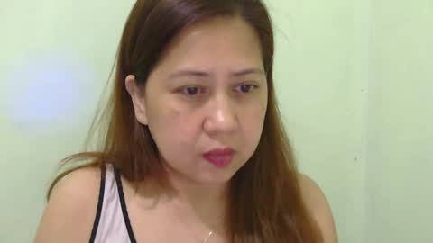 alissalove18 online show from 12/13/24, 08:09