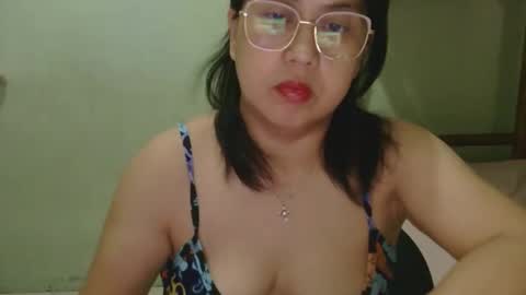 Snapshot of alissalove18 chatting on 04/28/26, 02:27 alissalove18 online show from 04/28/26, 02:27