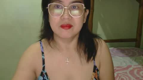 Snapshot of alissalove18 chatting on 05/23/26, 12:05 alissalove18 online show from 05/23/26, 12:05