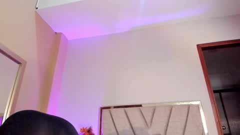 AlissaNix online show from 11/01/25, 12:45