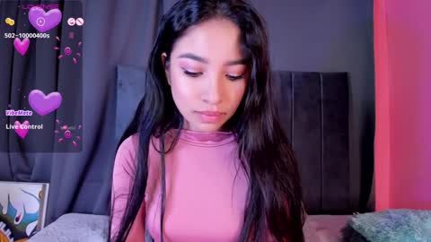 Snapshot of alissarose_ chatting on 01/08/25, 01:53 Mara Isabel online show from 01/08/25, 01:53