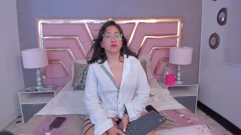 alissbluumm online show from 06/24/26, 11:53