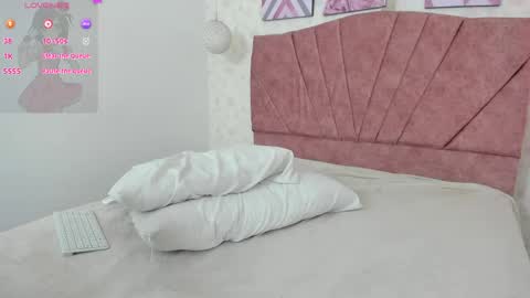 Alisse online show from 04/14/26, 01:39