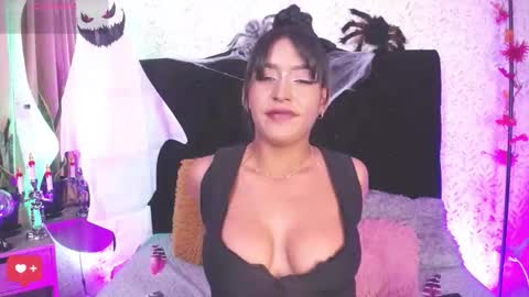 alisse online show from 10/25/25, 04:09