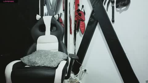 alisse_xx online show from 04/02/26, 11:35