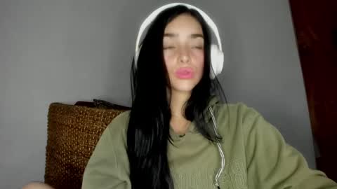 Snapshot of alisson369_ chatting on 04/29/26, 09:13 Alisson369 online show from 04/29/26, 09:13