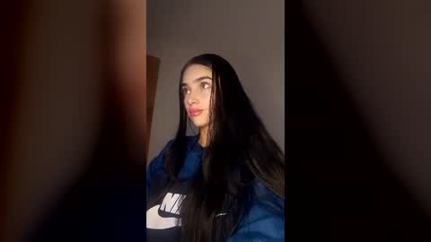 Alisson369  online show from 06/26/26, 08:52