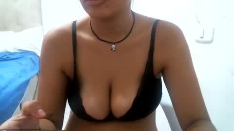 Snapshot of alisson_2508 chatting on 05/21/26, 06:26 alison online show from 05/21/26, 06:26