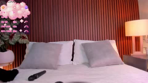 alisson_81 online show from 11/07/25, 08:03