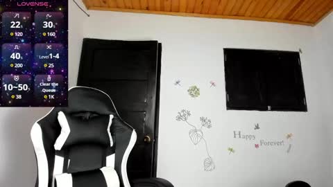 Snapshot of alisson_hoffman05 chatting on 01/17/25, 03:32 Alisson hoffman05 online show from 01/17/25, 03:32