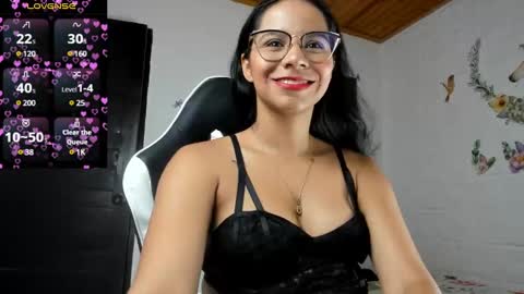 Snapshot of alisson_hoffman05 chatting on 03/02/25, 03:59 Alisson hoffman05 online show from 03/02/25, 03:59