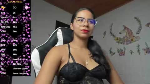 Snapshot of alisson_hoffman05 chatting on 07/13/26, 09:17 Alisson hoffman05 online show from 07/13/26, 09:17