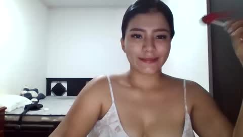 Snapshot of alisson_lover13 chatting on 02/22/26, 02:56 Alisson Lover13 online show from 02/22/26, 02:56