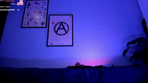 Snapshot of alisson_rocker chatting on 07/07/26, 08:07 online show from 07/07/26, 08:07