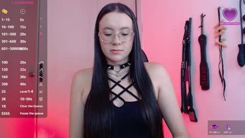 Alisson Beckett online show from 11/18/25, 07:18