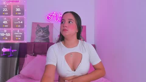 Snapshot of alissonsweet18_ chatting on 05/01/26, 01:59 Alisson online show from 05/01/26, 01:59