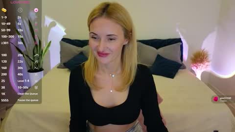 alisssarose online show from 11/20/25, 09:03