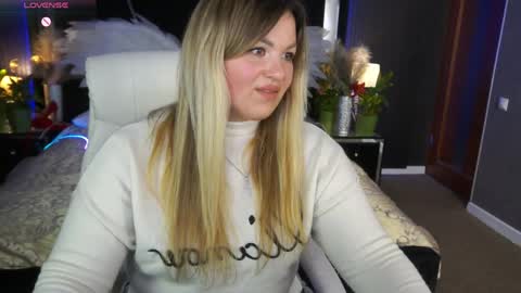Snapshot of alissyagrayy chatting on 04/11/26, 01:15 alissyagrayy online show from 04/11/26, 01:15