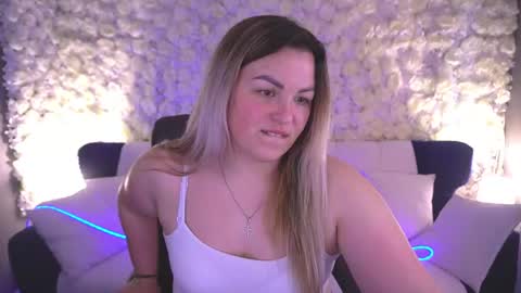 Snapshot of alissyagrayy chatting on 05/11/26, 01:06 alissyagrayy online show from 05/11/26, 01:06