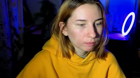 Snapshot of alisun_ chatting on 10/16/25, 06:09 A L I C E online show from 10/16/25, 06:09