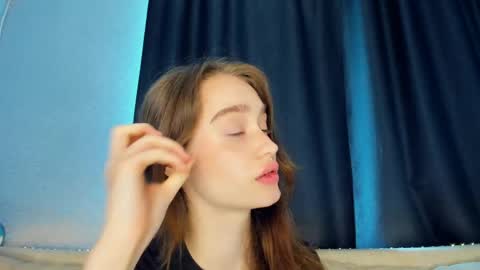 Alivia online show from 05/12/26, 08:44