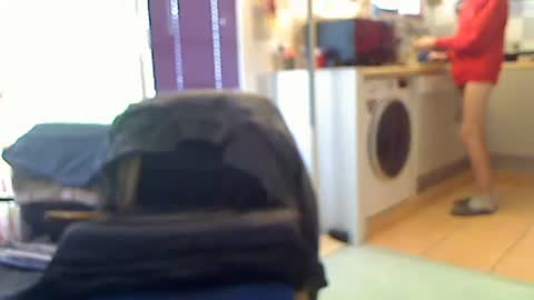 Sandwich online show from 11/29/25, 09:01