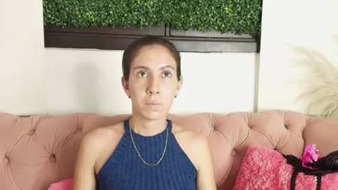 Snapshot of alix_rada chatting on 06/14/26, 07:38 Ali online show from 06/14/26, 07:38