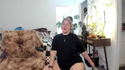 alix_valentine online show from 11/07/25, 06:19