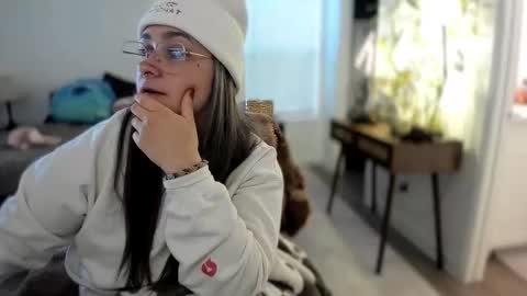 alix_valentine online show from 11/14/25, 03:11