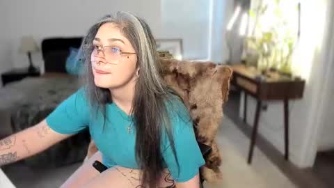 alix_valentine online show from 11/20/25, 03:45