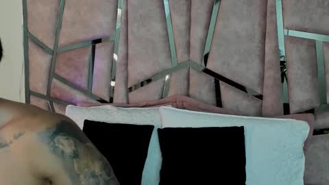 alix online show from 09/27/25, 10:15