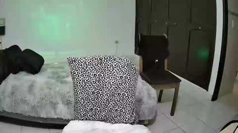 Snapshot of alixxx_culombia chatting on 02/06/26, 08:34 Alix online show from 02/06/26, 08:34