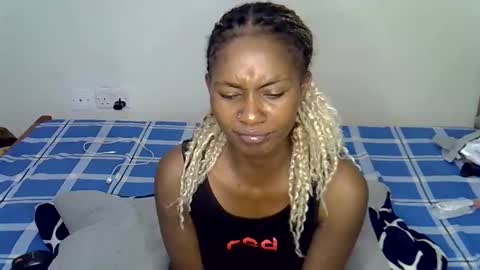 aliyah001 online show from 02/16/26, 12:18