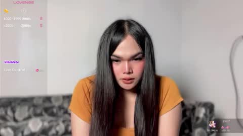A CUTE GIRL NAME ALIYAH online show from 04/10/26, 06:34