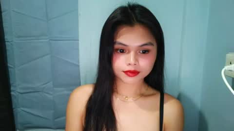 Snapshot of aliyah_molly chatting on 07/17/26, 11:17 aliyah online show from 07/17/26, 11:17