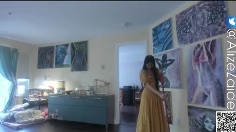 Alize Zaide online show from 05/24/26, 07:30