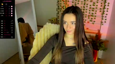 Snapshot of allana_dream chatting on 09/28/25, 07:03 Allana online show from 09/28/25, 07:03